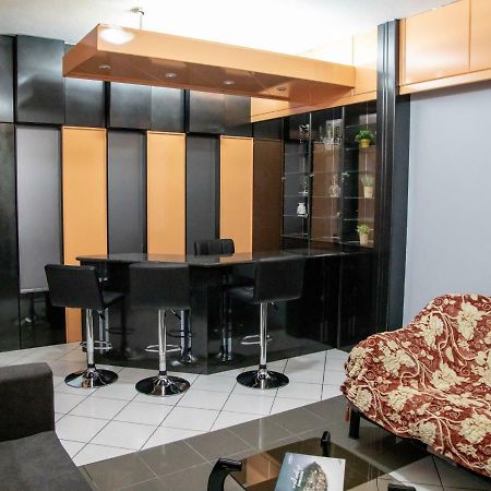 Christine'S Downtown Suites Kavála ภายนอก รูปภาพ