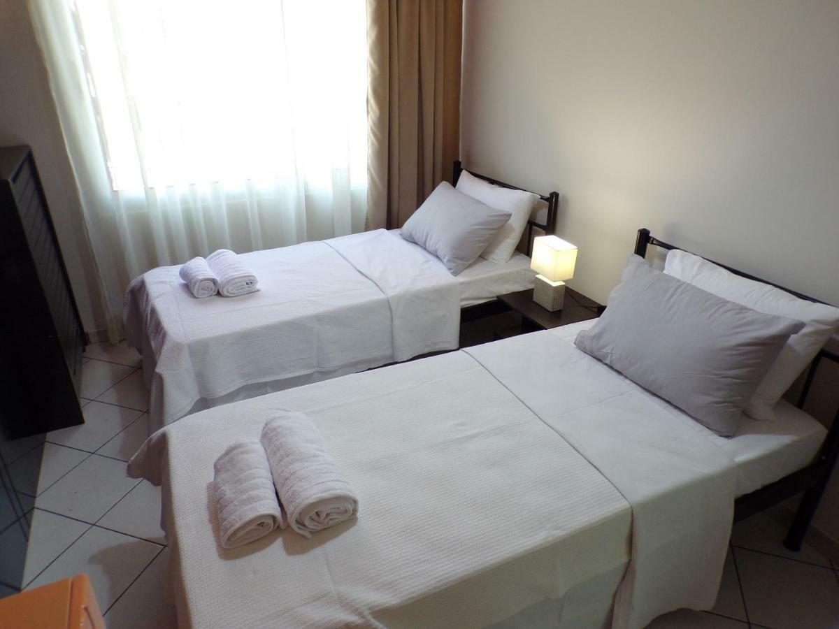Christine'S Downtown Suites Kavála ภายนอก รูปภาพ